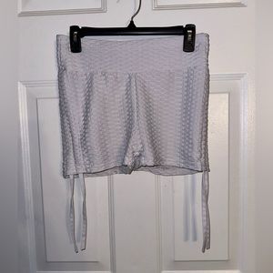 White TikTok shorts size XL women’s